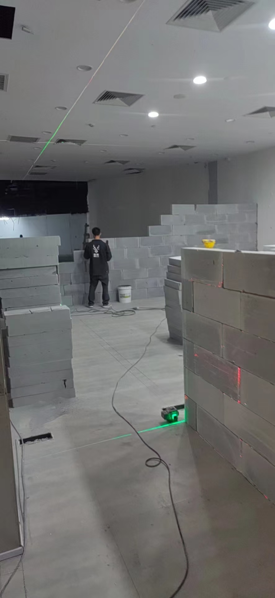 轻质砖隔墙内墙拼装场景
